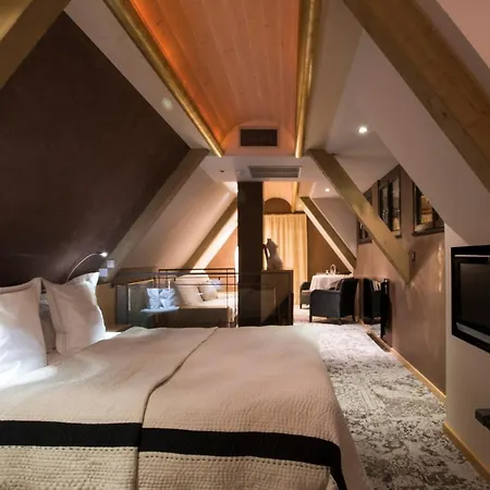 Le Moulin Hotel 4*