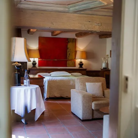 Le Moulin Szálloda 4*