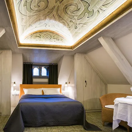 Le Moulin 4*